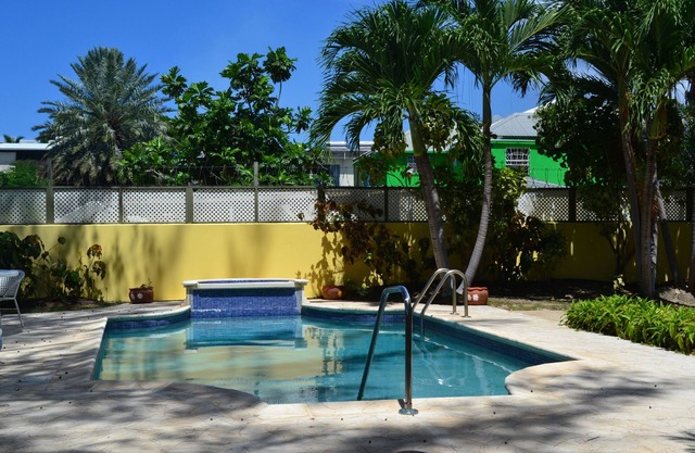 Comfortable, Tropical, Beachfront Living
