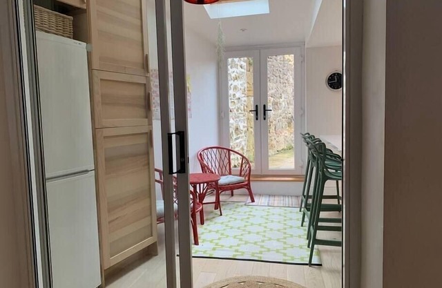 Comfy 3BD Home with Patio in Peaceful Ilminster