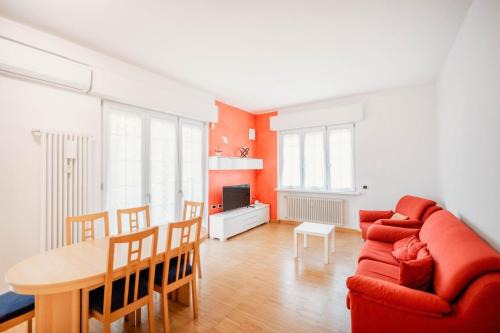 Como-Swiss 15 min - Big Home with Parking - Terrace - Wifi