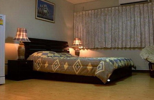 Condo Muang Thong