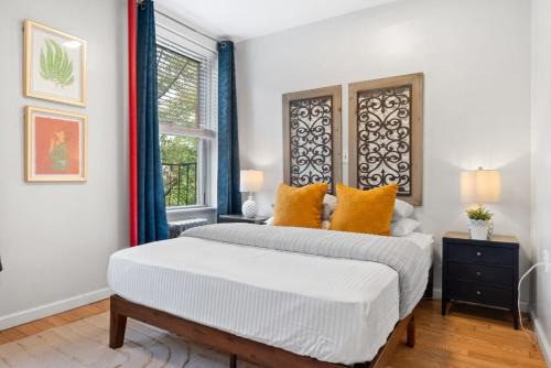 Convenient 2BR - Walking distance to Times Square