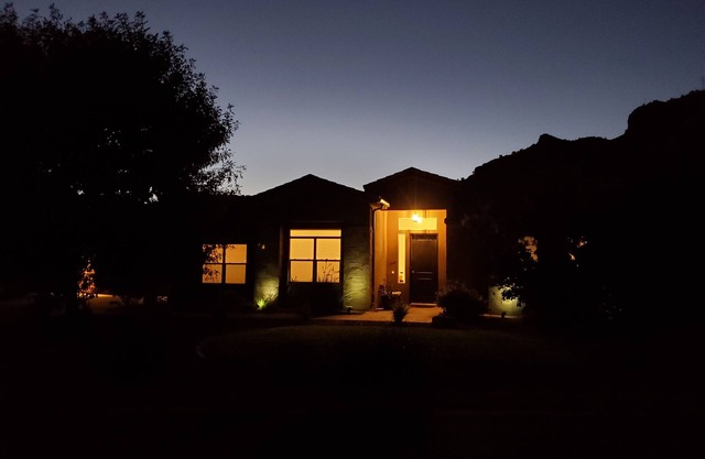 Coral Cliff View is a home nestled in the amazing vistas of Kanabs Toms Canyon.