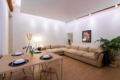 Coronari Navona luxury 1 bedroom 2 bathrooms