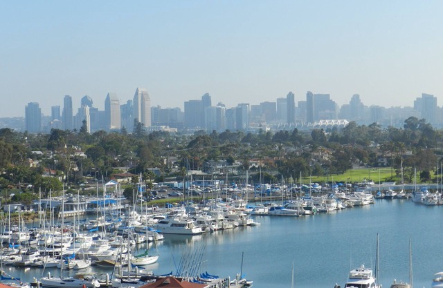Corondo Shores Unique & Beautiful Condo - Stunning Views! Pet Welcome!