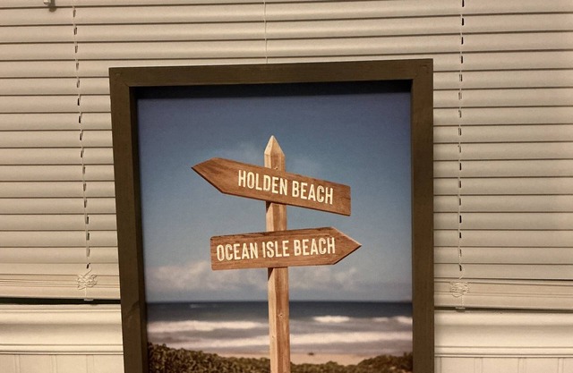 Costal getaway ! Minutes to the surrounding beaches!