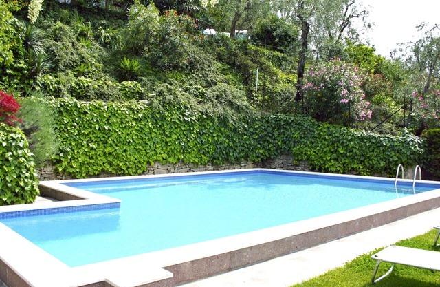 Cosy apartment for 3 guests with A/C, WIFI, pool, TV, balcony and parking