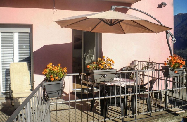 Cosy apartment for 4 guests with WIFI, TV, terrace and pets allowed