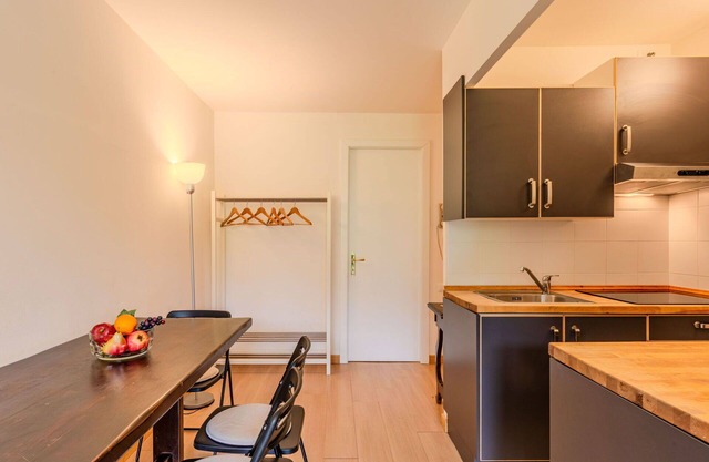 Cosy apartment for 4 guests with TV, balcony, panoramic view and parking