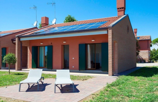Cosy apartment for 8 guests with A/C, WIFI, TV and patio