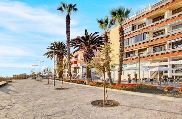Cosy apartment in Guía de Isora with balcony or terrace