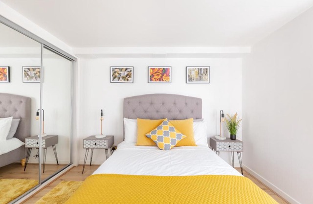 Cosy Apartment in Quiet City-Centre with Car Park