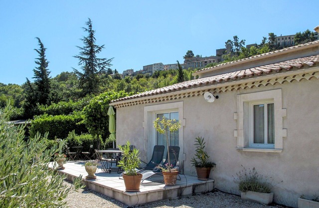 Cosy apartment in villa for 4 people with WIFI, TV, terrace and parking
