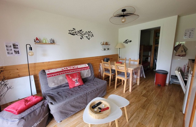 Cosy apt 4 ppl, near the ski runs
