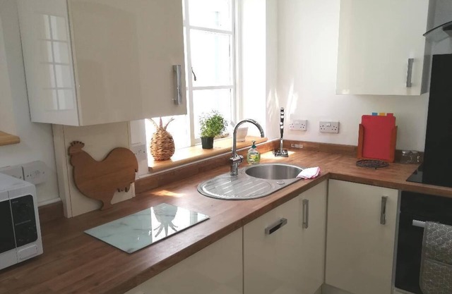 Cosy Coastal Cottage close to Beach - pet-friendly