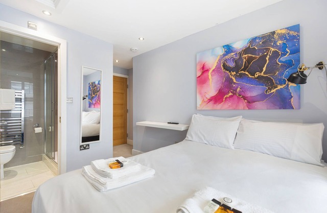 Cosy Convenient 5 Bedroom Flat in Paddington