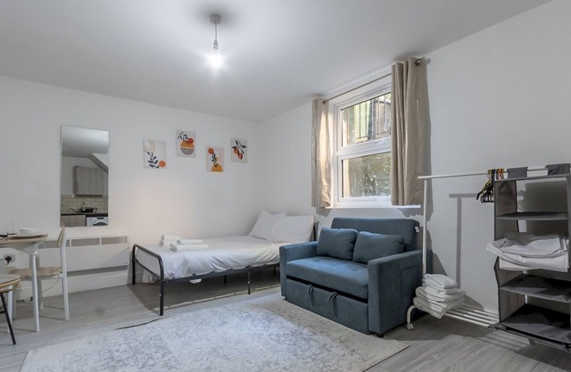Cosy flat in the heart of Southend | Pass The Keys