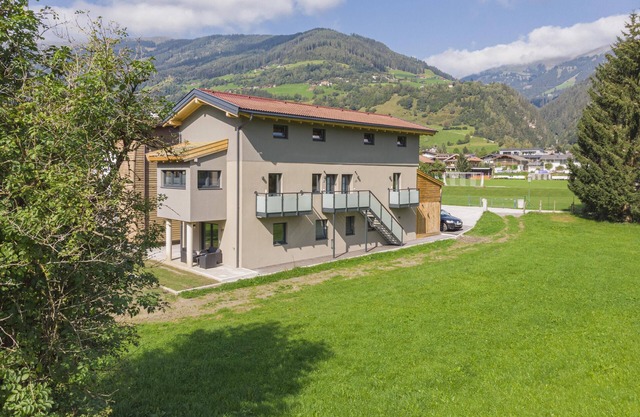 Cosy holiday apartment with terrace near the ski lift