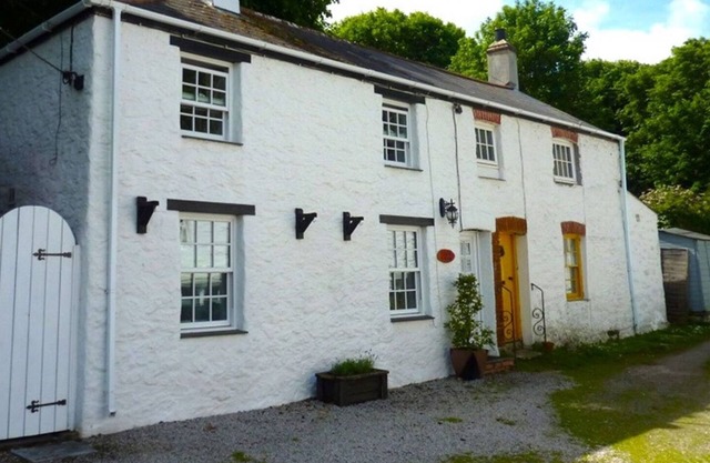 Cosy holiday cottage just a couple of minutes walk to the beach