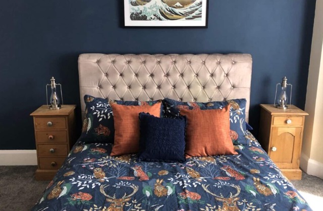 Cosy home from home with garden & parking - family & pet-friendly