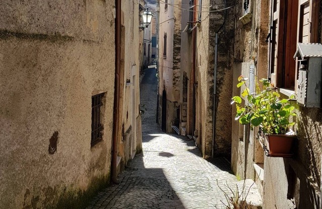 Cosy Studio Apartment, Between Rome and ski Resort