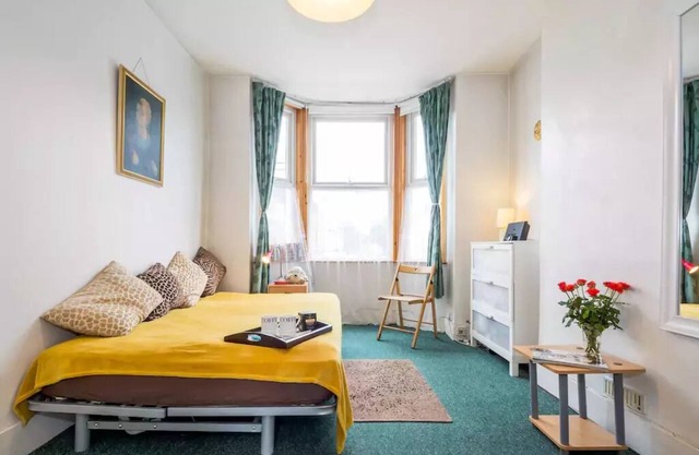 Cosy studio type flat close to city centre!