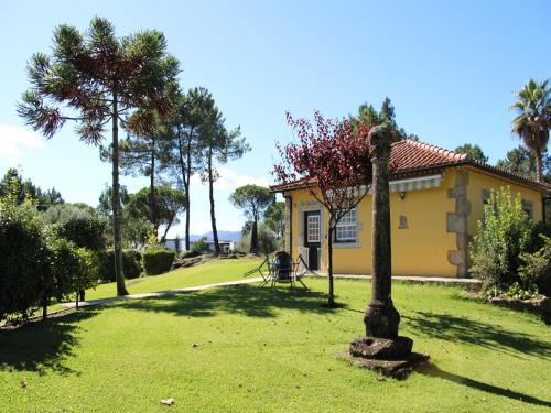 Cottage in Santa Comba with Pool