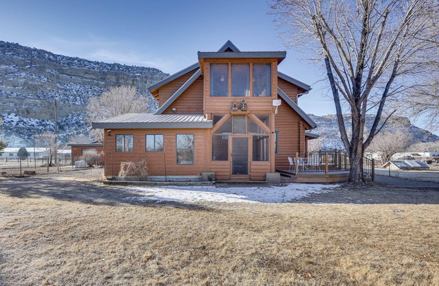 ‘Cottonwood Cabin’ w/Private On-Site Fly Fishing!