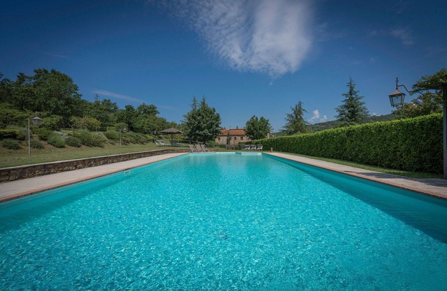 Country House/Farm House in Badia Agnano with 6 bedrooms sleeps 13