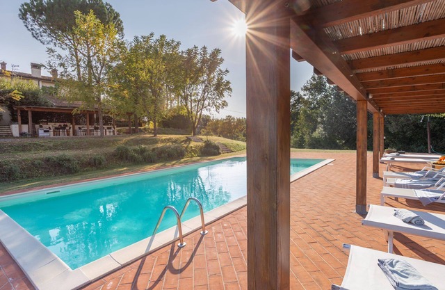 Country House/Farm House in Pontedera with 3 bedrooms sleeps 8