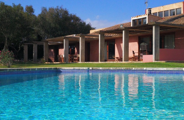 Country house in Mahón, ideal for families