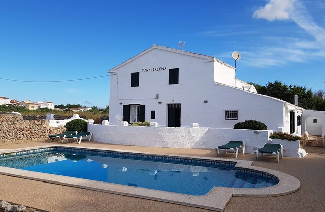 Country house with pool ideal for families near Mahón