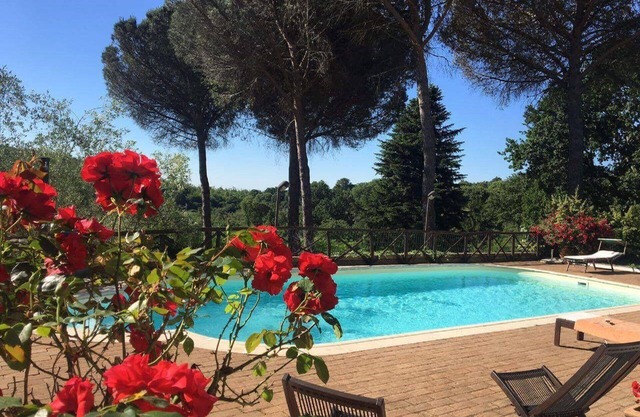Country villa, outdoor holiday, cooking class, walking & biking. Bracciano- Rome
