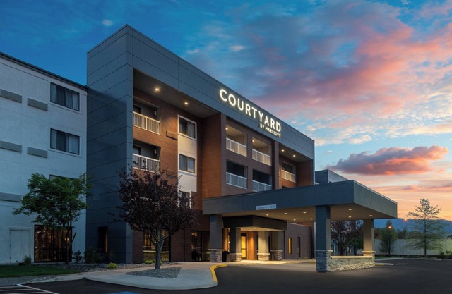 Courtyard by Marriott Reno