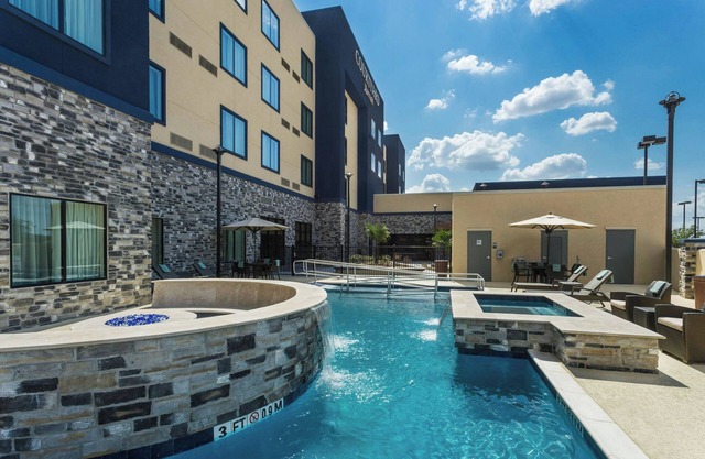 Courtyard Houston Katy Mills