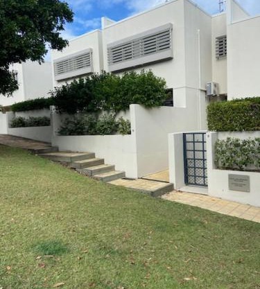 Courtyards Coastal at Sunshine