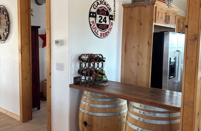 COWBOY VACATION RENTAL, PRIVATE, HORSES WELCOME,ACCESS TO COCHISE STRONGHOLD