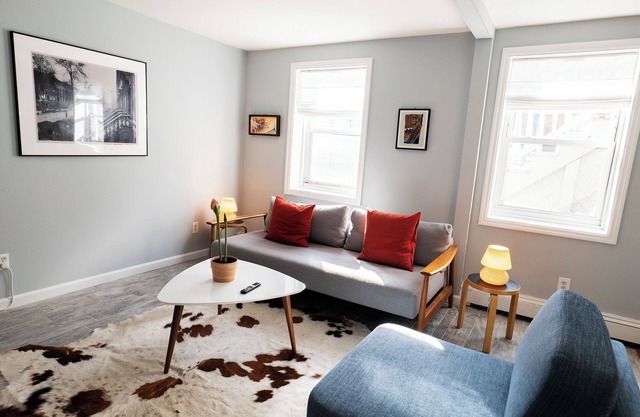 Cozy 1-bedroom apartment in brilliant Jersey City with WiFi, AC