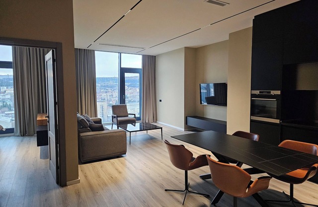 Cozy 1-bedroom apartment in charming T'bilisi with AC, WiFi