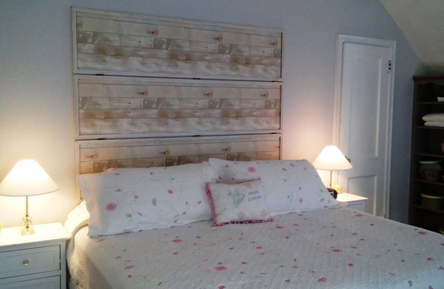 Cozy 1-bedroom with WIFI, AC in charming Northfield.