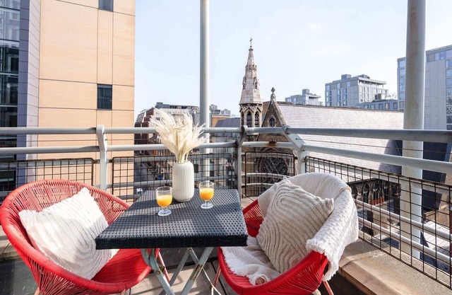 Cozy 1BR Near Tower Bridge - St Paul's Cathedral