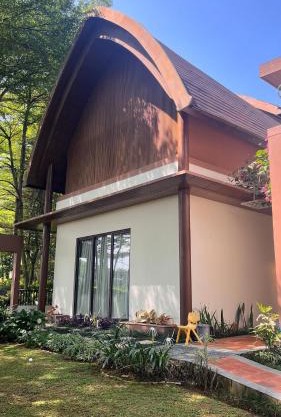 Cozy 4BR Garden Villa at Vimala Hills
