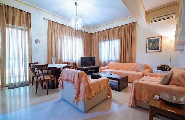 Cozy Ag.Dimitrios 2 bdrm apart by MPS