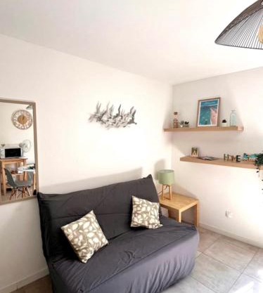 Cozy and bright studio in Hyères