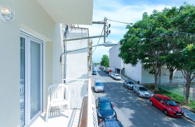 Cozy Apartment for 5 near Blanes Beach with Balcony and Sea View