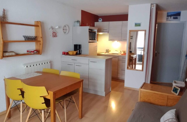 Cozy apartment, 5 pers, near slopes