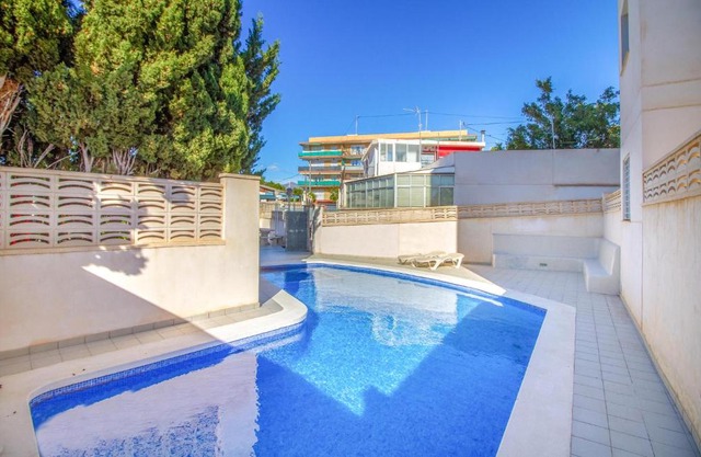Cozy Apartment In El Campello With Wifi