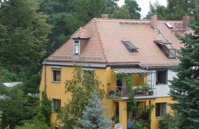 cozy attic apartment in Kleinzschachwitz between Elberadweg u. tram