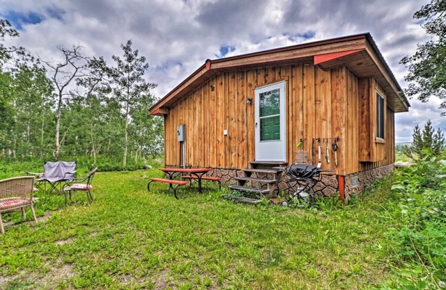 Cozy Cabin Near Glacier Park