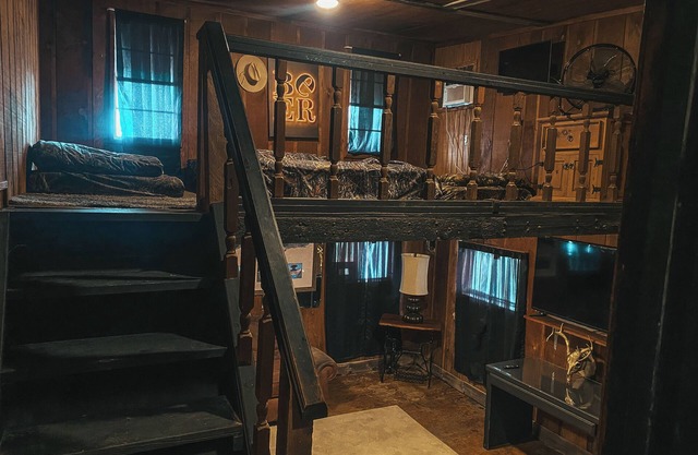 Cozy cabin with 1 bedroom and AC, WiFi in tranquil San Isidro