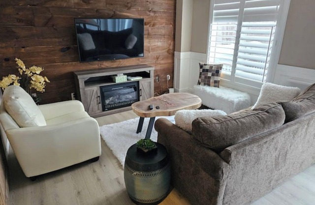 Cozy Comfort by the Bay w/Jacuzzi